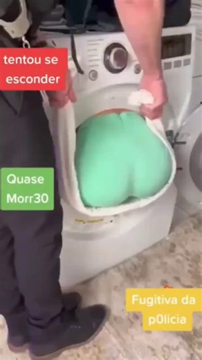 This post of a woman STUCK in a washing machine is going VIRAL on X.One of the biggest known memes "Im stuck", its real.