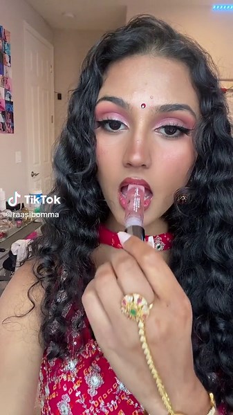 Makeup check 💄 #makeup #desi #indian #lipgloss #grwm #fyp #viral
