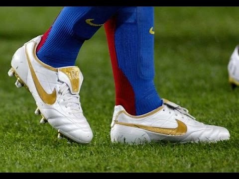 Ronaldinho ● Magic Passes