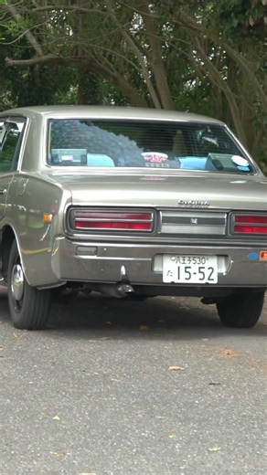 グロリア入場シーン。 #旧車 #jdm #往年の名車 #昭和平成/軽自動車＆普通車展示会 #潟菱