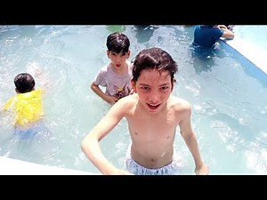 Kids enjoying bathing in swimming pool|bacho ke liye swimming pool|kids taking bath in pool|vlogs
