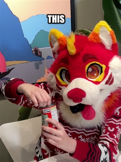 Chat forced me to do a Food Review in Fursuit ... It didn't go to plan 🥀 #fyp #furryfandom #furry #foodreview #italiano