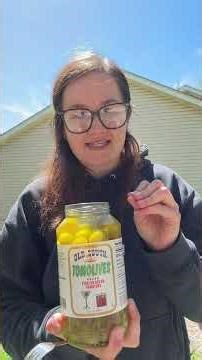 Pickled Green Tomatoes that taste like Olives?! #tomolives #food