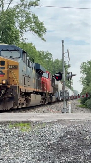 CSX M327 WITH CN FORGEN POWER! HAPPY (late) 4th OF JULY! #csx #train #railroad #america