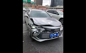 丰田亚洲龙混动vs林肯 碰撞+aeb主动刹车测试