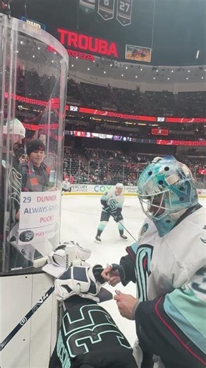 anything for our fans ✍️💙🩵 #joeydaccord #seakraken #fanappreciation #signedjersey