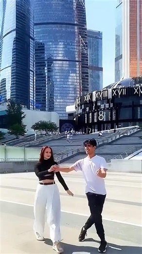 Танцы в Moscow City #Hustle #dance #танцор #shorts #danceshorts #performance #streetdance #танцы