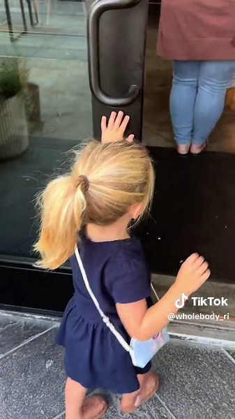 Chomp in Warren, Rhode Island: A Family-Friendly Gem