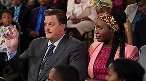 Watch Bob Hearts Abishola Season 1 Episode 17 - A Big, White Thumb