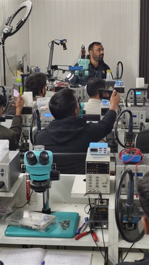 Mobication Hub on Instagram: "Mobile Flashing Without Touch or Button | Practical Explanation First of all, when working on a mobile phone, you usually need to open the phone and install a new touch, but if replacing the touch is not required, the same process can still be followed. In older mobile phones, there was a button-based option, and during flashing or first-time setup, the button had to be pressed. Even if the button is not working, this process is still necessary, which makes it usefu