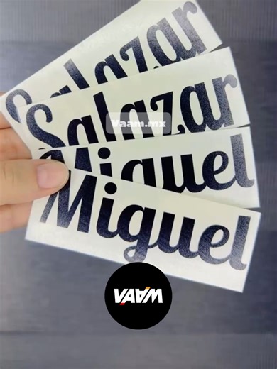 Stickers para personalizar, ideales para pegar en libretas, vasos, termos, cajas y más . . . #sanvalentin #nombres #decorar