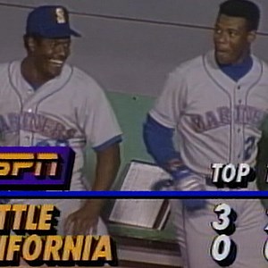 377K views · 21K reactions | In 1990, Ken Griffey Sr. and Jr. shared an incredible moment, going back-to-back at the plate. You love to see it. 欄 | MLB | Facebook