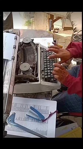 Past typing machine #foryoupage❤️❤️ #foryou #กระตุกตามจังหวะเท่ๆ #somalitiktok #foryou #foryoupage❤️❤️