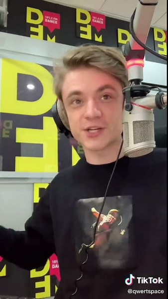 Новое радио и атмосфера DFM: Присоединяйтесь!