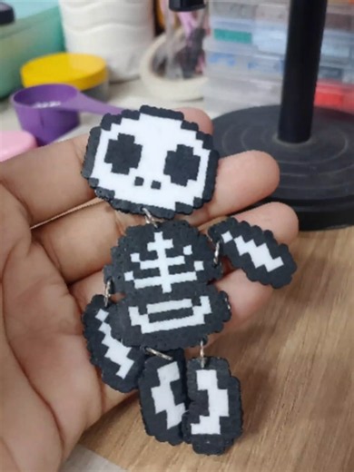 Como fazer caveira em Hama Beads (pixel art) — passo a passo fácil