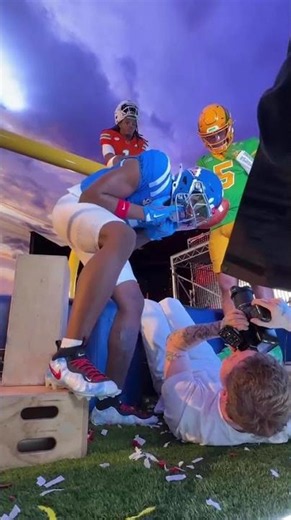 Behind The Scenes of College Football 27 Cover Shoot