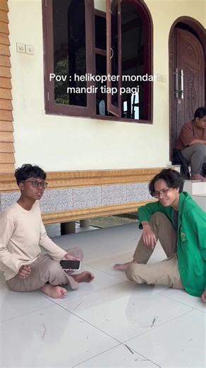 Exploring Unimal Helicopter Adventures