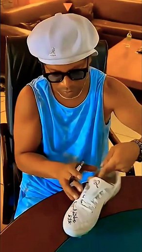 Ronaldinho Gaucho Legend #football #ronaldino #footballshorts #barcelonafootball #skills #edit 🔥
