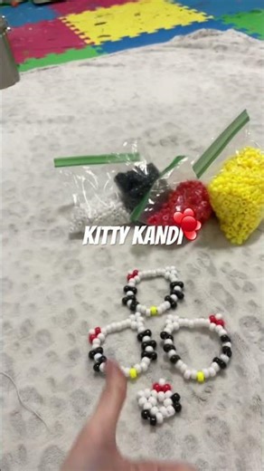KITTY KANDI‼️ #shortsfeed#kandi#kandikid#hellokitty#bracelet#artandcraft#beads#fyp