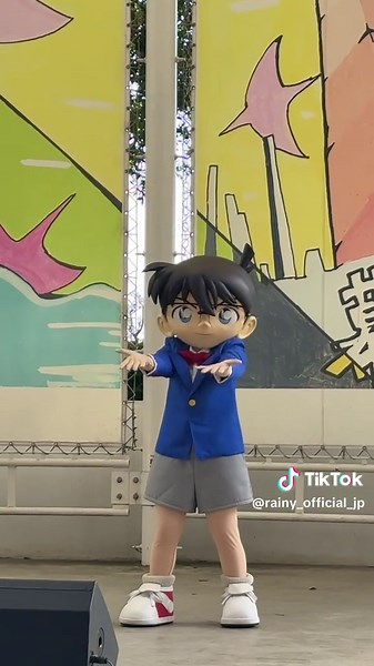 Rainy。（レイニー） (@rainy_official_jp) - 先週のリリイベから、とっておきの江戸川コナンくんワンショット！！最高すぎる💙 #名探偵コナン スペシャル・コンサート 2025、幸せで楽しくて夢のような日々でした🎀 #detectiveconan #caseclosed #Rainy_butノーラヴ #Rainy。