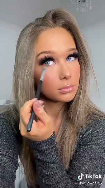 Revolution x Liberty Poole Makeup Tutorial