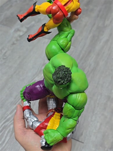 Maximum Hulk: Hasbro did a good job with the figure and I feel it gets way to much hate. Recently watched the 2003 Hulk movie and it made me realize how much the MCU butchered this character. Do you think this is the best hulk figure? Let me know in the comments and as awlays enjoy the poses! #hulk #brucebanner #actionfigures #figtok #marvel