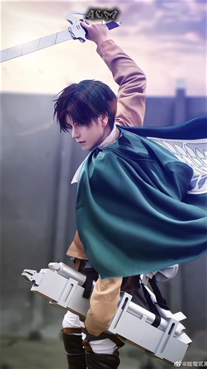 levii cosplay😋😋 #levi #leviackerman #aot #cosplay #attackontitan #animecosplay #rameindong # #fypシ