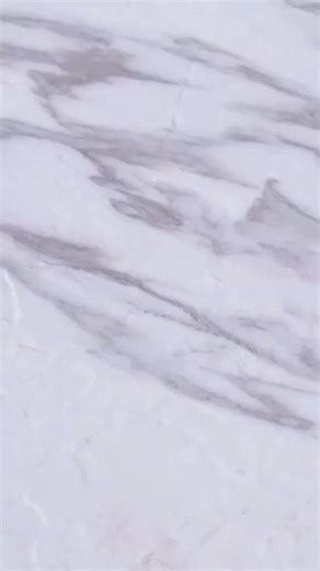 Exploring Food Textures: Close-Up Visuals of Delicious Treats