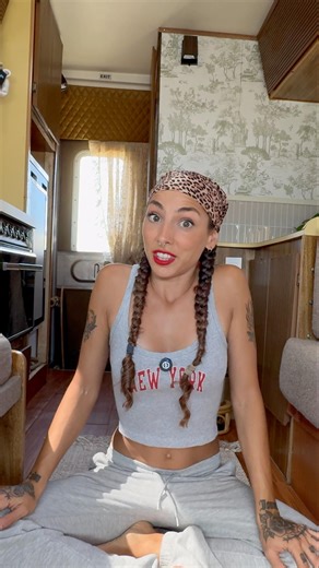 The easiest solar setup installation by ‪@BLUETTIOfficial‬ is THE BEST!! #solarpower #vanlife #rvlife