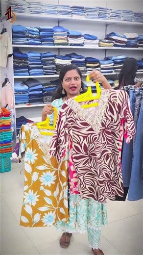 Short tops ₹225 only🤩🤩🥰