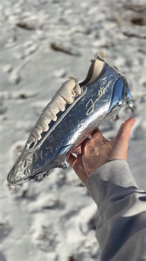 Football Equipment on Instagram: "These are COLD 🧊"