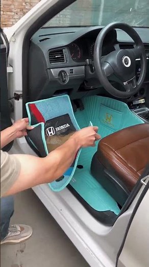 Easy to Clean Car Floor Mats for Everyday Use.