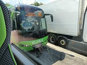 New direct bus service from Sheffield to London for just £3.99