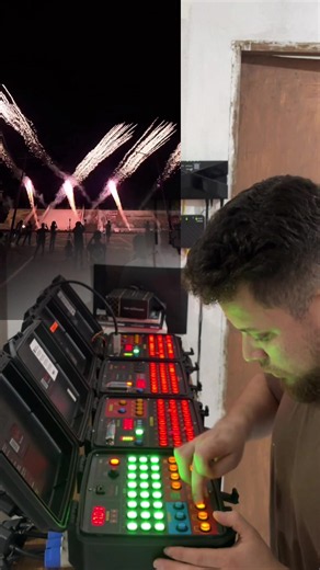 Vídeo de Rick Shedell (@rickshedell) relacionado a Fireworks