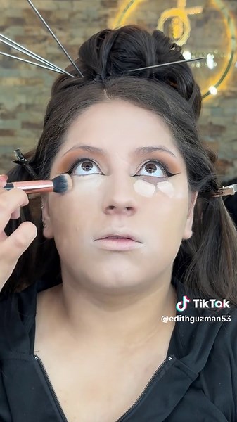 Tutorial de Maquillaje y Peinado para Quinceañera