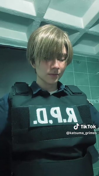 Primer día en el trabajo: ¡Antes y después en Raccoon City!