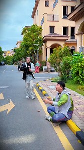 The clown was laughed at. 🤡😅 . . . #ViralReels #TrendingNow #DailyScrollStopper #FBReelsBoost #ContentThatClicks | MrJerry