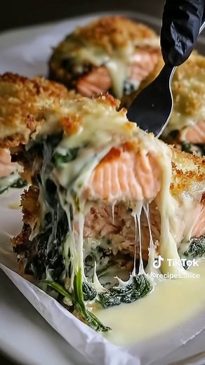 Delicious Mediterranean Baked Salmon Recipe