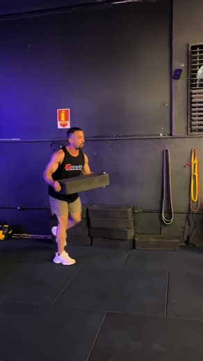 Eu olho para cada evolução minha e falo: esse cara é de outro mundo! Eu passei por cima da paralisia cerebral e alcançei tudo que almejava 💪 obrigado meu Deus por ter me feito assim 🙏🏾