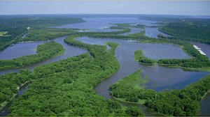 551K views · 1.3K reactions | A confluence of waters forms the majestic Mississippi River, where nearby memories are as powerful as its current. Picture yourself overlooking its endless twists and turns, planning your next journey along its shoreline. | Travel Wisconsin | Facebook