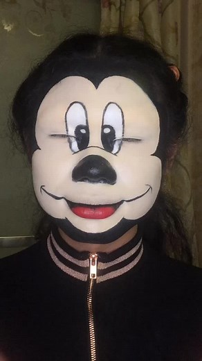Mickey does a face reveal #mickeymouse