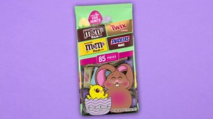 M&M'S Milk Chocolate, M&M's Peanut, SNICKERS & Twix Milk Chocolate Fun Size and Mini Assorted Easter Candy for Easter Basket Fillers, Eggs, 34.85 Ounce Bag