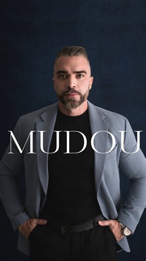 Dr. Hugo Célem | Emagrecimento Eficaz on Instagram: "TUDO O QUE VOCÊ APRENDEU SOBRE ALIMENTAÇÃO NOS ÚLTIMOS 50 ANOS ACABA DE CAIR POR TERRA. Os Estados Unidos sinalizam o colapso de um dos maiores mitos nutricionais da história. A antiga pirâmide alimentar, aquela que você seguiu a vida toda, foi oficialmente invertida. O que antes era demonizado — carnes, ovos, manteiga e gorduras naturais — agora assume o papel de protagonista na sua fisiologia metabólica. A nova diretriz da ciência é clara: 