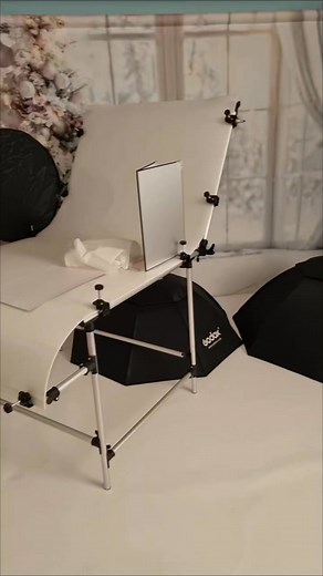 Christmas Minis have started!!! Still a few spaces left! #auchtermuchty #fife #fifephotographer #christmasphotoshoot #portraits #studioportraits #scotlandsbusinessawards #PortraitPhotography #photographerslife #christmasminis https://book.usesession.com/s/gZpWR0Ps_5 | LochElm Studio with CassieLeigh Photography