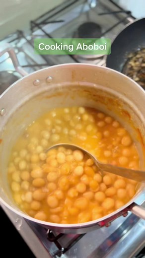 Bambara beans in pepper sauce & fried plaintain. #foryoupage #goviral #tiktokghana🇬🇭 #fyp #fypシ #foodtiktok @G.D.D