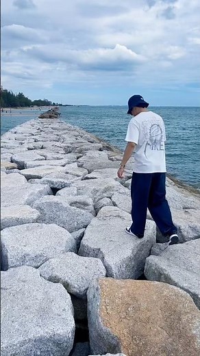 One Of The Most Popular Beaches In Rayong 😱| Beautiful Thailand 🇹🇭