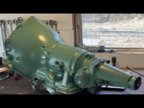 Learning how to disassemble a 350 turbo transmission!!