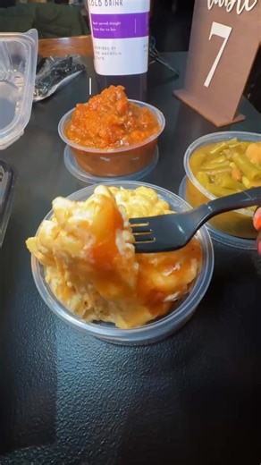 Cleo’s Southern Cuisine’s just opened a third location in Lakeview at 2826 N Lincoln Ave, Chicago, IL! 😍 This place is right up there with my all-time favorites in Chicago because the food is just that good. I got the Shanikky (fried catfish topped with crab) and fried wings. Both were seasoned perfectly and were super crispy, just how i like it. The pineapple yams are next-level 🍠🍍, the green beans are seasoned doowwnnnn, and the purple Kool-Aid drink hits with all the nostalgia. Huge thank 