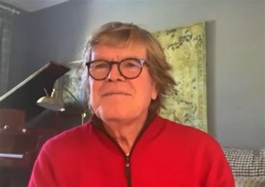 Peter Noone combines classic hits and holiday songs for Brown County concert