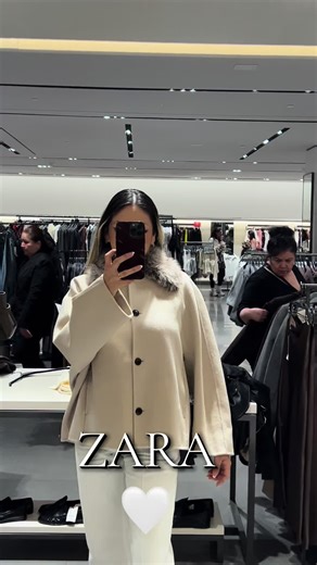 Zara's Perfect Model Poses for Fashion